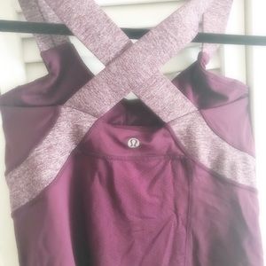 Lululemon top